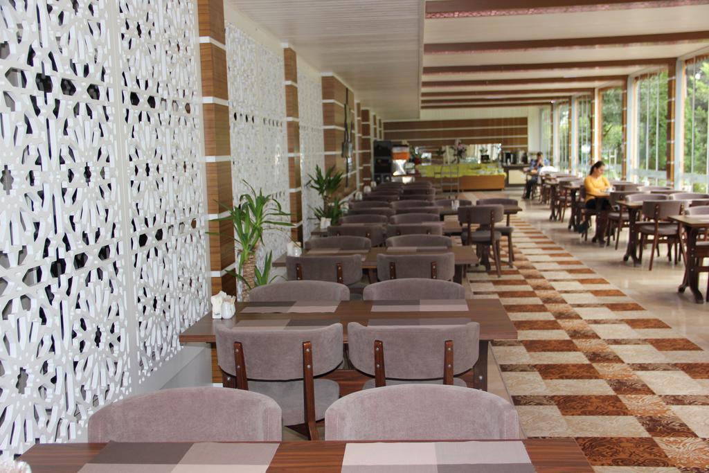 Seka Park Hotel อิซมิท ภายนอก รูปภาพ