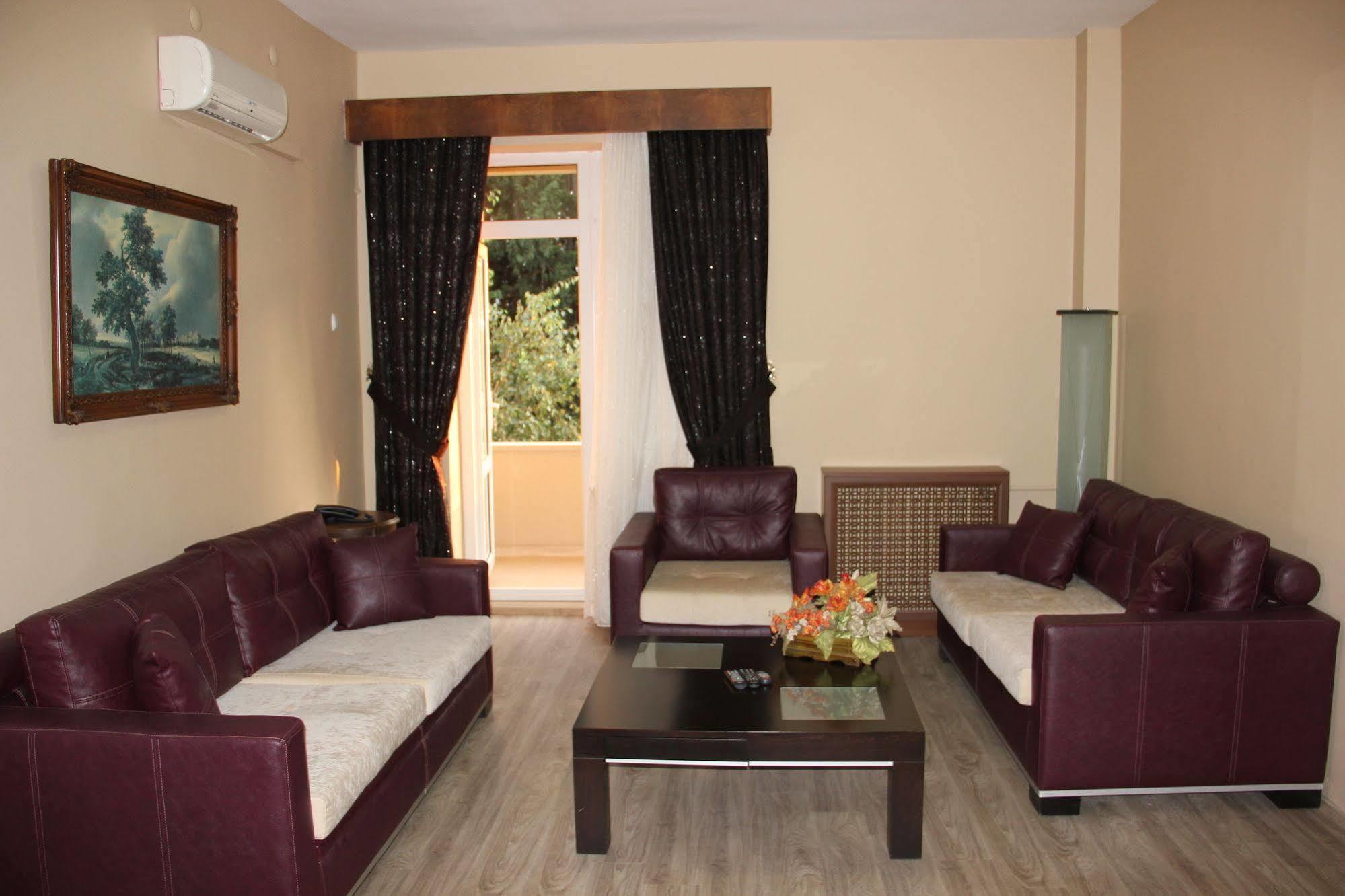 Seka Park Hotel อิซมิท ภายนอก รูปภาพ